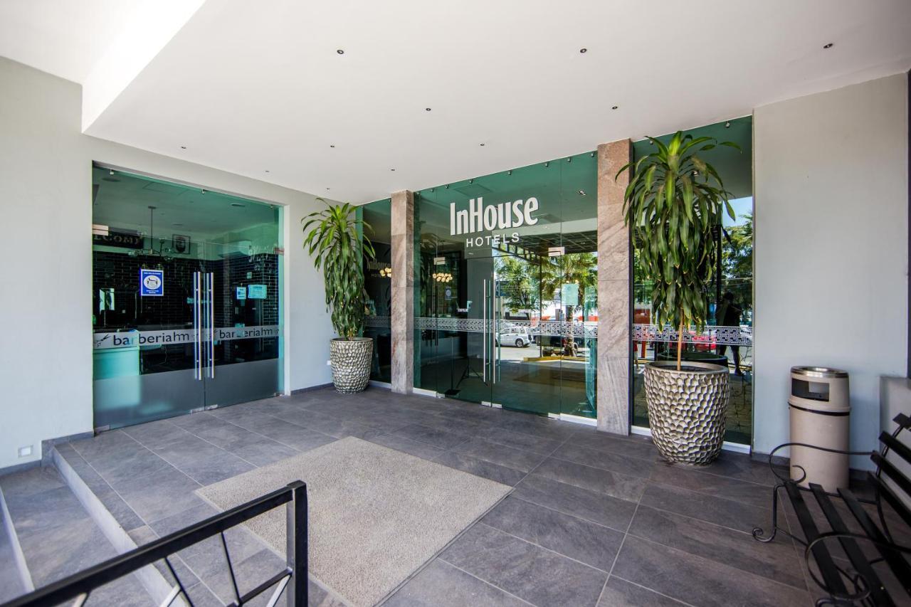 Inhouse Culiacan Exterior photo